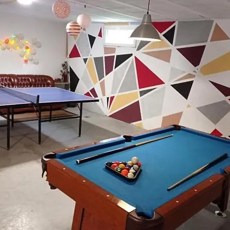 Con Piscina Y Diversion Ria De Vigo 빌라 *